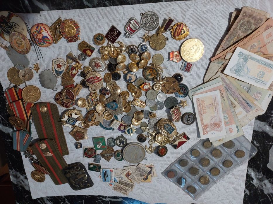 Продам значки ссср