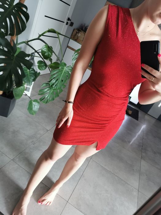 Czerwona sukienka Shein M