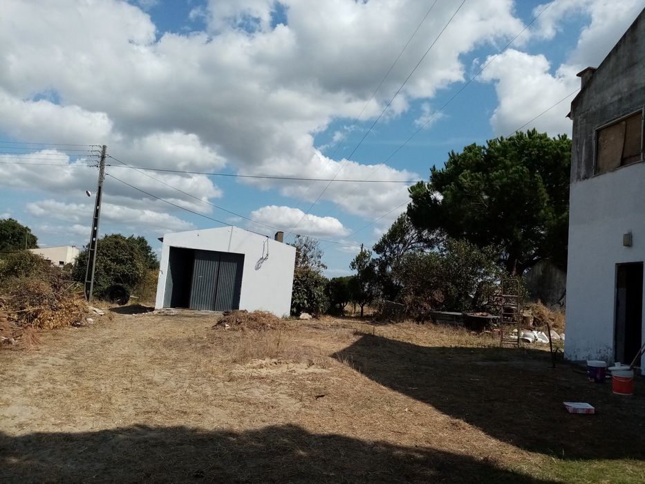 Moradia para restauro no Porto Alto