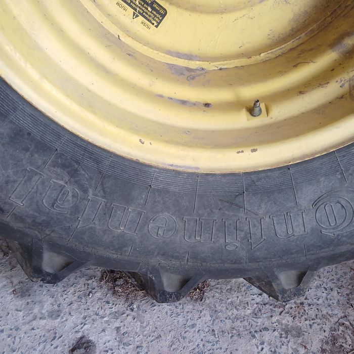 Продам шину 23.1 - 26 Continental