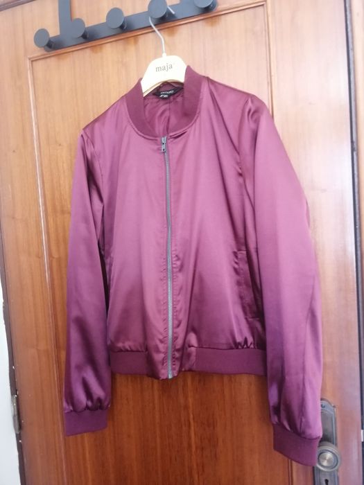 Selling coat in very good condition