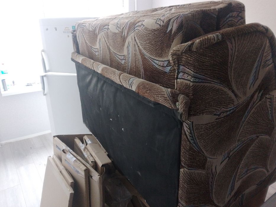 Продам диван.Самовывоз