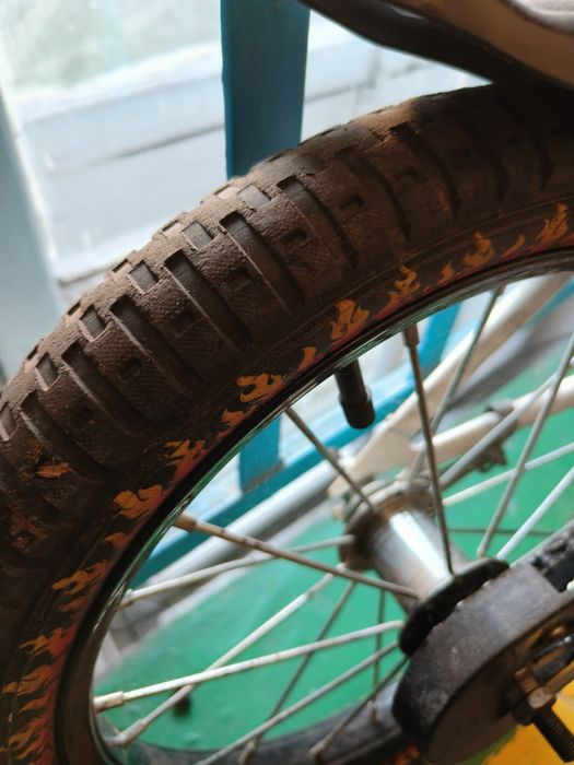 Велосипед дитячий 4-6 років