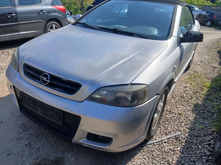 opel astra G bertone cabrio fotel fotele kanapa deska kokpit podsufitka boczek boczki klamka