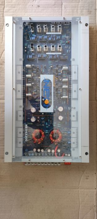 Авто усилитель звука 4-х канальный Lanzar  NEO 4x200