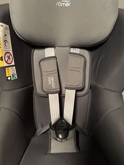 Britax Römer Dualfix M Plus obrotowy fotelik