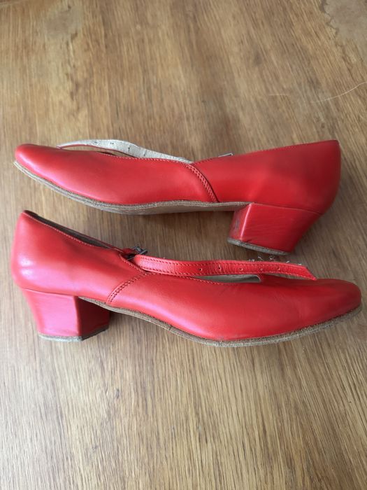 Продам туфлі для танців