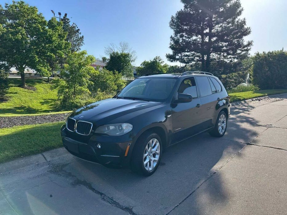 BMW X5 xDrive35i      2012