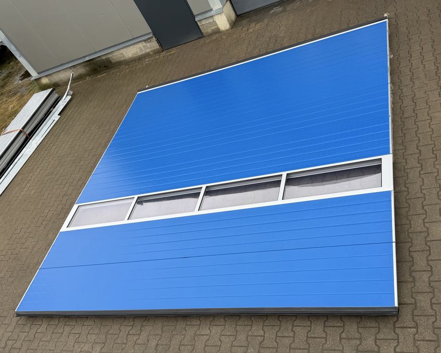 Brama 450 x 450 dwie sztuki panelowa segmentowa garażowa przemysłowa