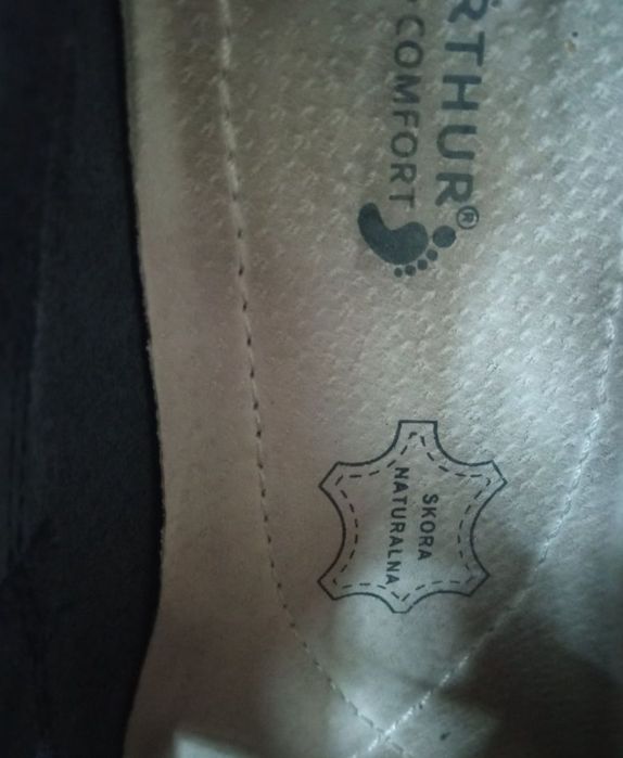 Buty damskie na rzep