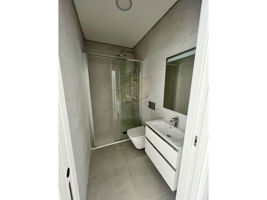 Apartamento T2 Em brejos de Azeitão com varanda