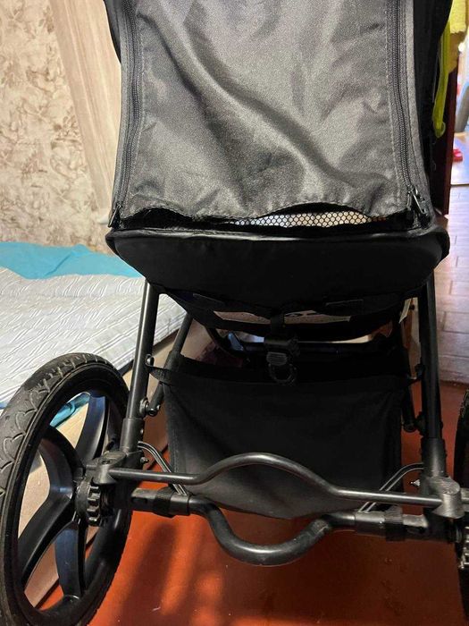 Коляска.Прогулянковий візок. Прогулочная коляска.