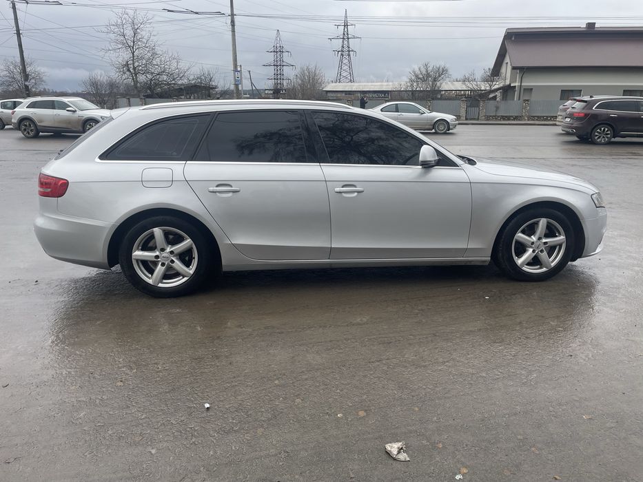 Продам Audi A4 B8 1.8 tfsi