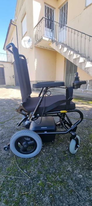 Cadeira de Rodas Elétrica