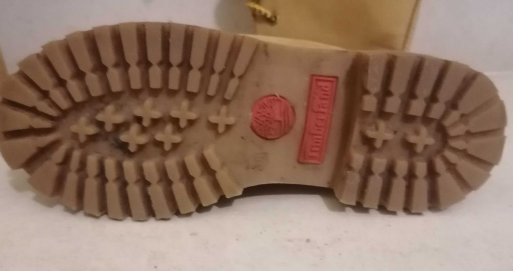 Botas Timberland originais, cano alto, bege/camurça/caqui,  n.º 35.