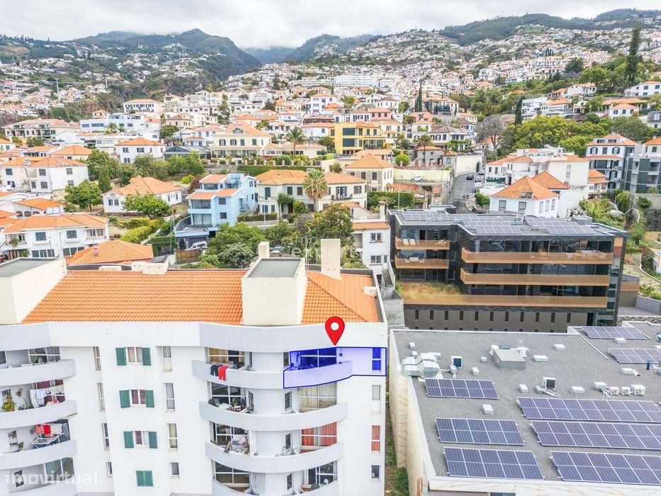 T2 com Vista Porto do Funchal no Último Piso | Conde de Carvalhal, Mad