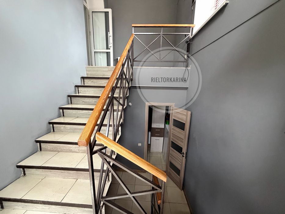 Нікольська/Маріупольська 65м2 приміщення в оренду.Фасадний вхід