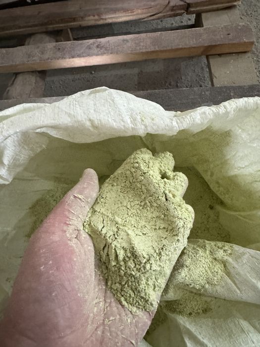 Корм для худоби: грис, мучка