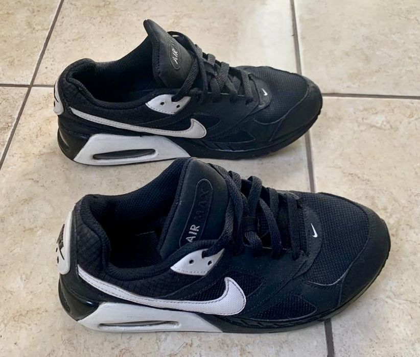 Кросівки Nike Air Max IVO GS р.38 / 24см (кросовки найк еір макс)