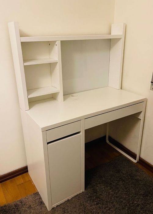 Secretária Micke Ikea
