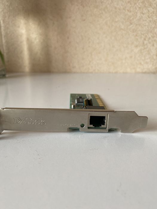 Мережевий адаптер D-Link