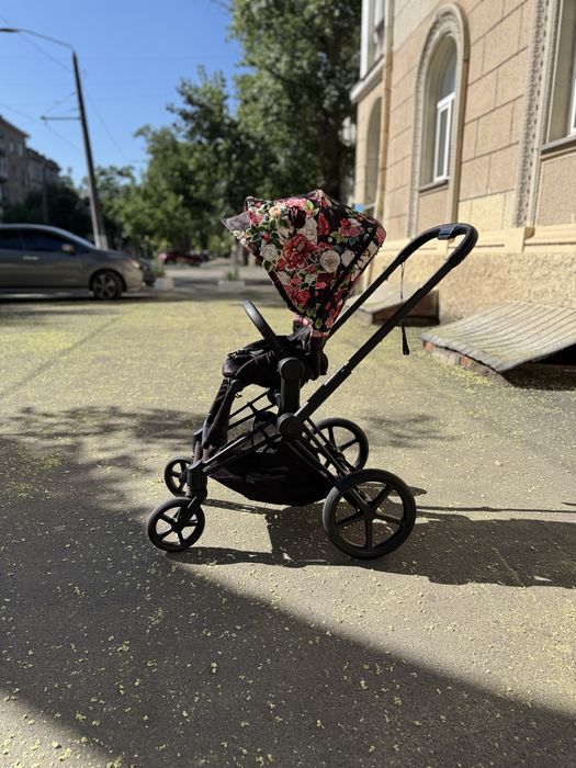 Продам коляску Cybex Priam