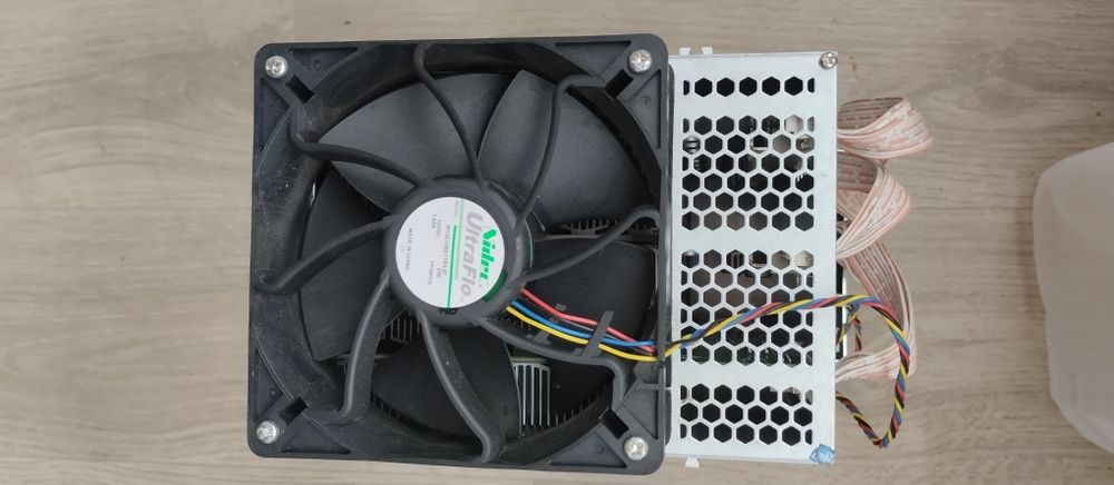 Асик Antminer D3.+ Блок питания.
