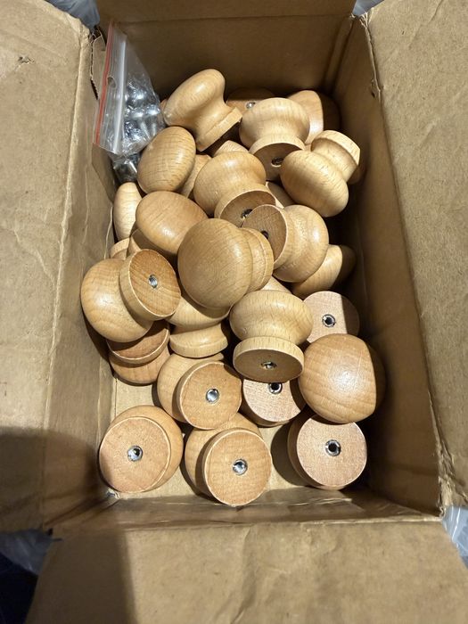 Gałka meblowa buk fi 35mm 30szt