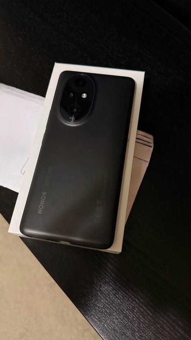 Honor 200 Pro, 12GB/512GB. Como Novo.