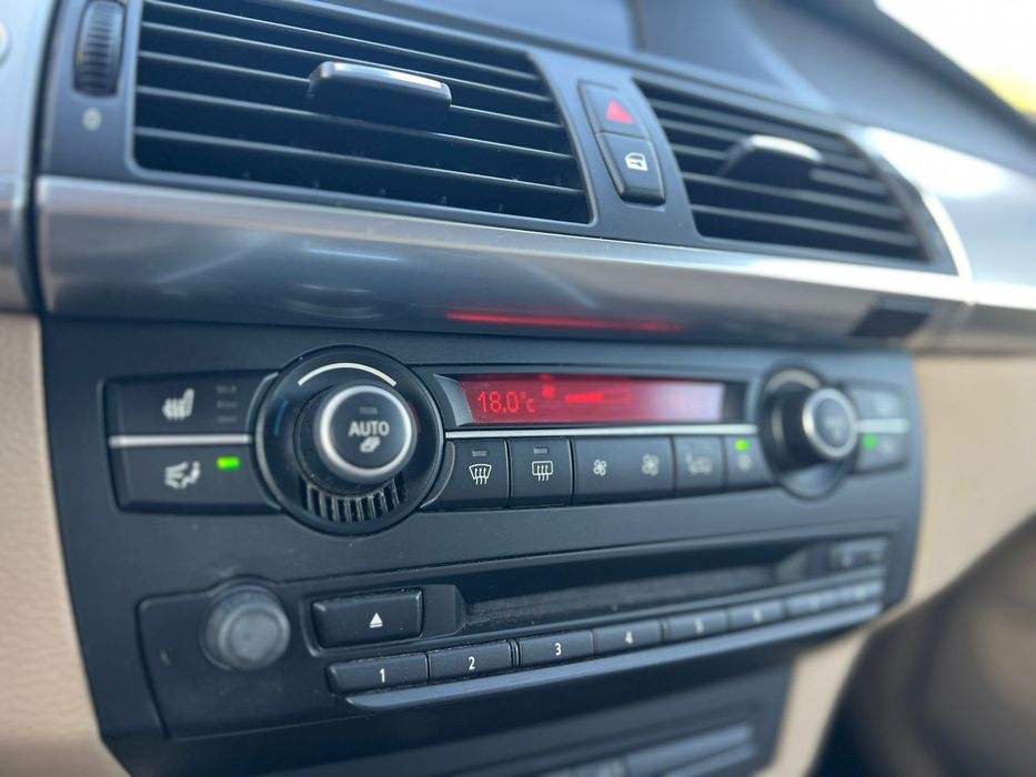 Продам BMW X5 E70 СРОЧНО!