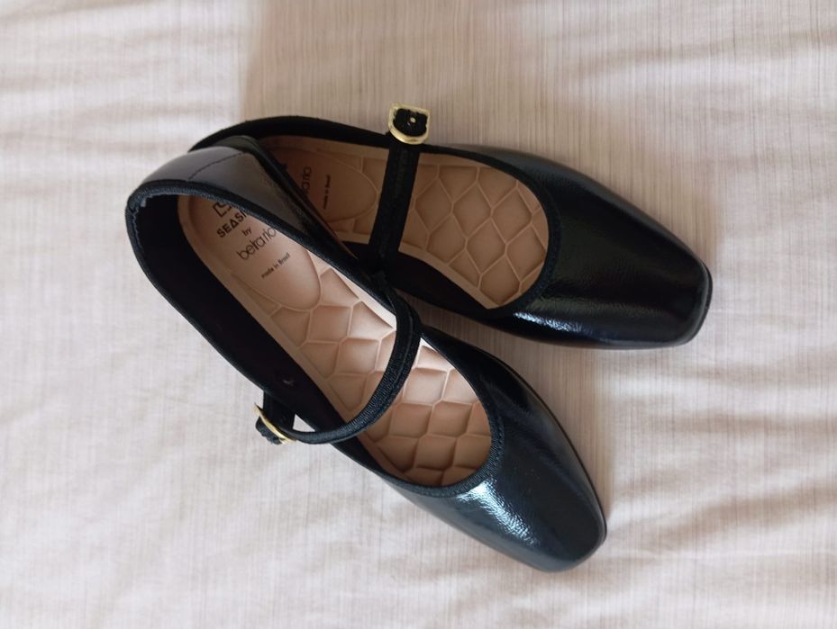 Sabrinas pretas da Seaside