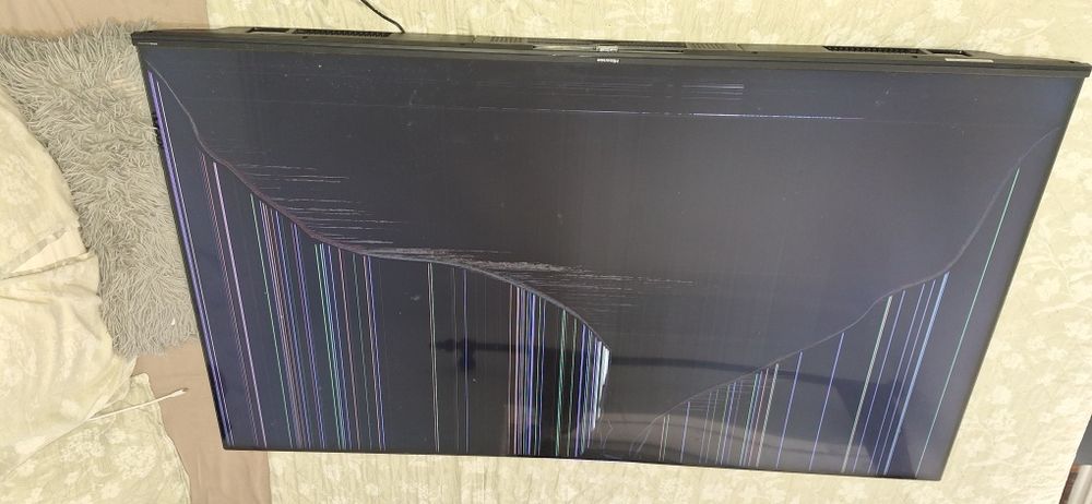 Tv Hisense 55 Polegadas 4k com visor danificado