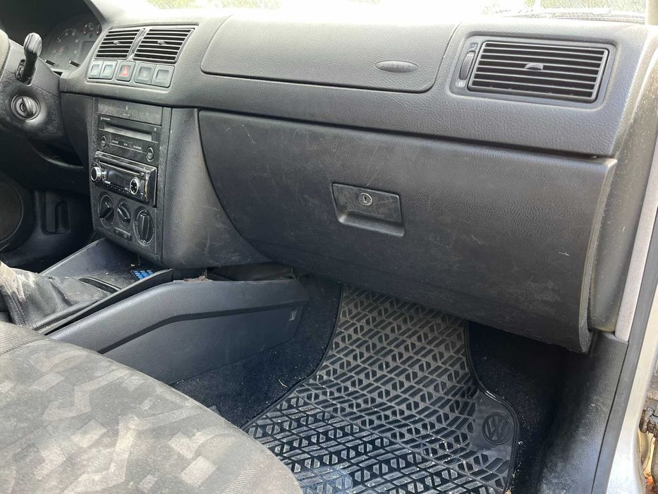 schowek pasażera przód przedni prawy vw golf iv 4 bora europa sprawny