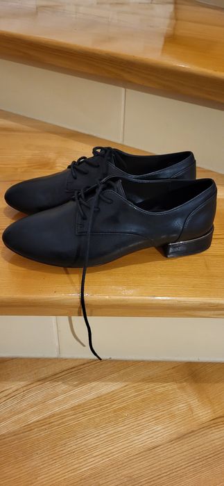 Sprzedam półbuty Aldo