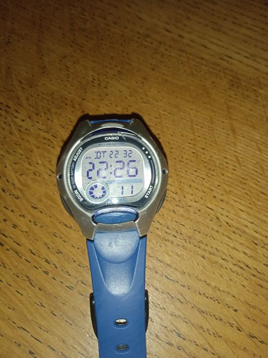 Zegarek cyfrowy Casio damski, dziecięcy