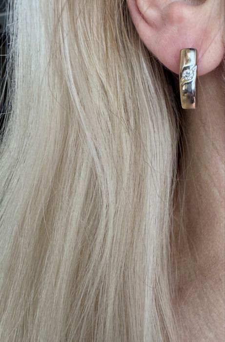 Золоті сережки з діамантами