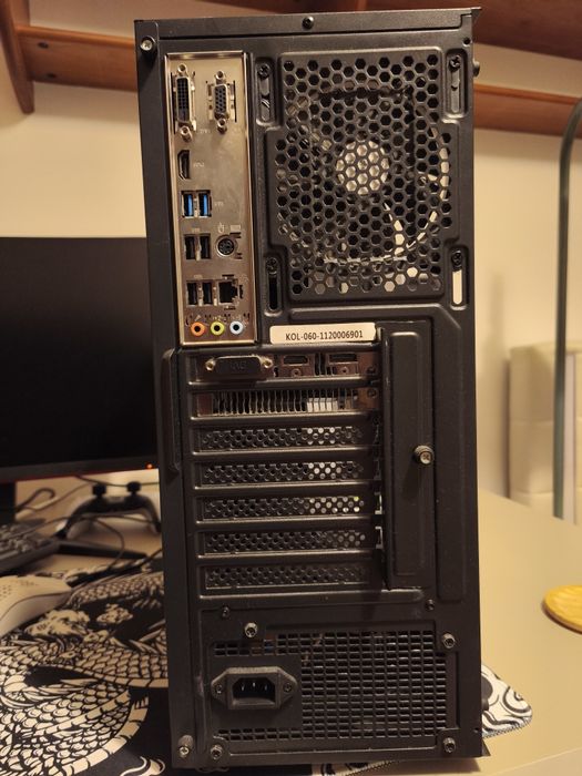 PC Torre Desktop Gaming I3-10100f + 1050 ti gtx