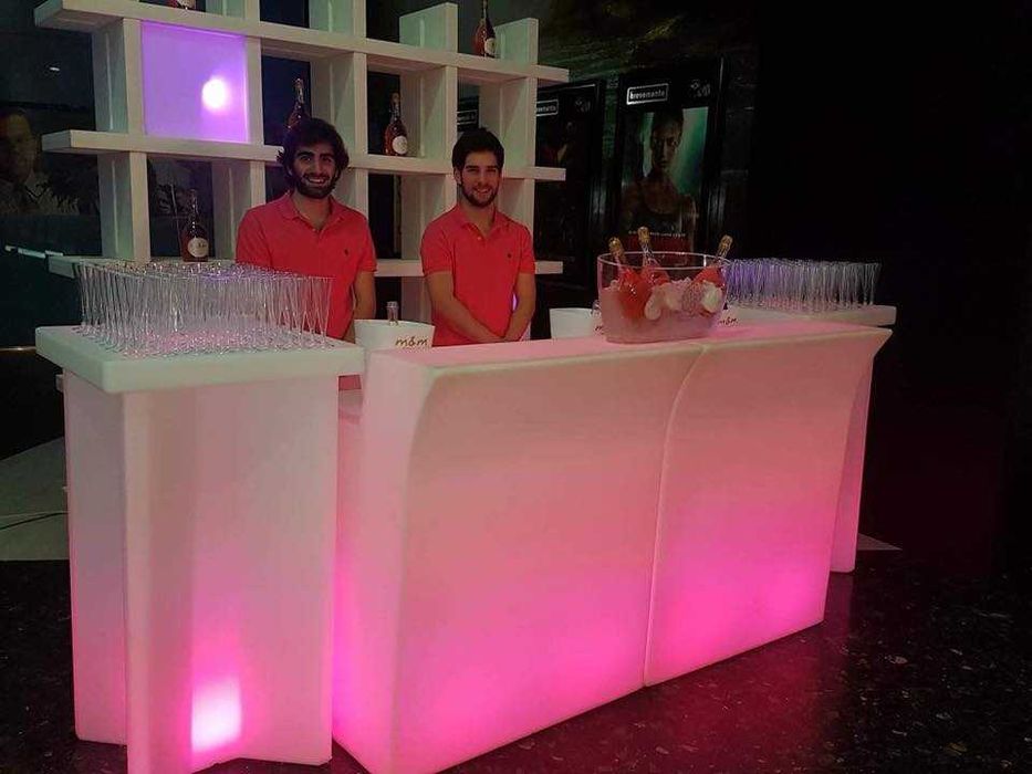 Balcão com luzes