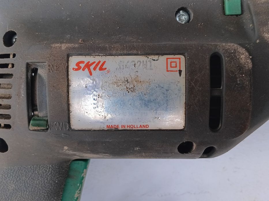 Berbequim Skil reversível