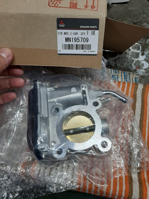 дроссельная заслонка Mitsubishi Lancer 10