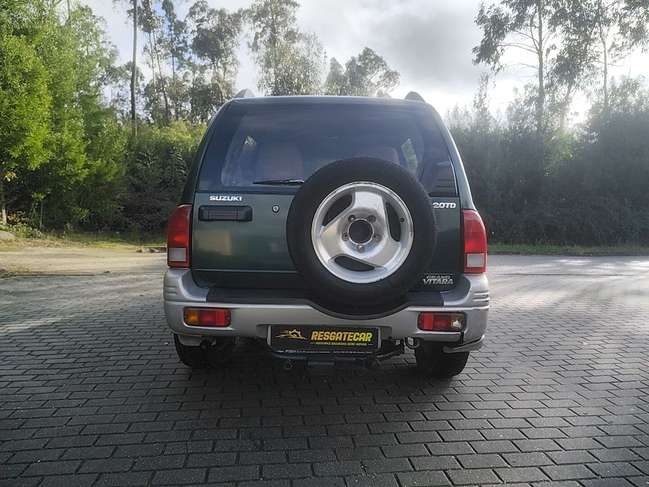 Suzuki Vitara 2.0 salvado