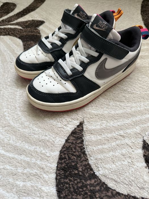 Кросівки nike для дівчинки