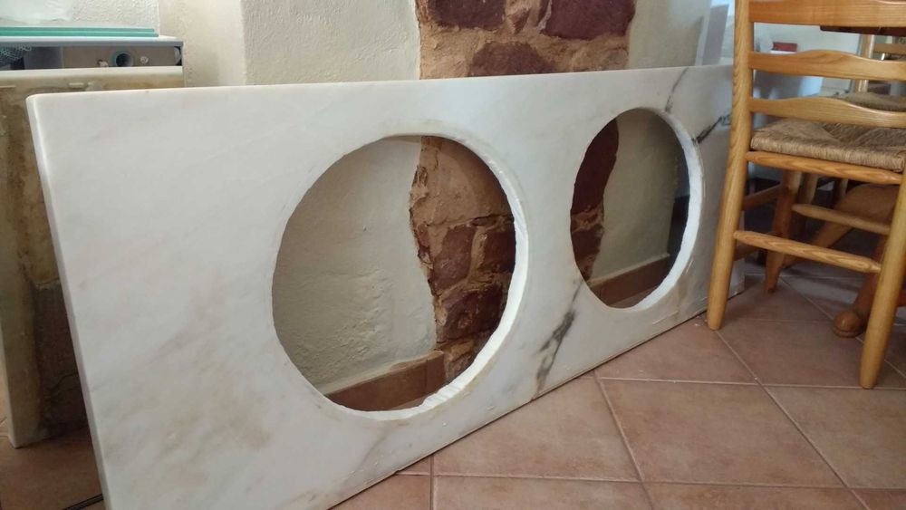 2 x lavatórios Roca + tampo de mármore / bathroom sinks + marble top