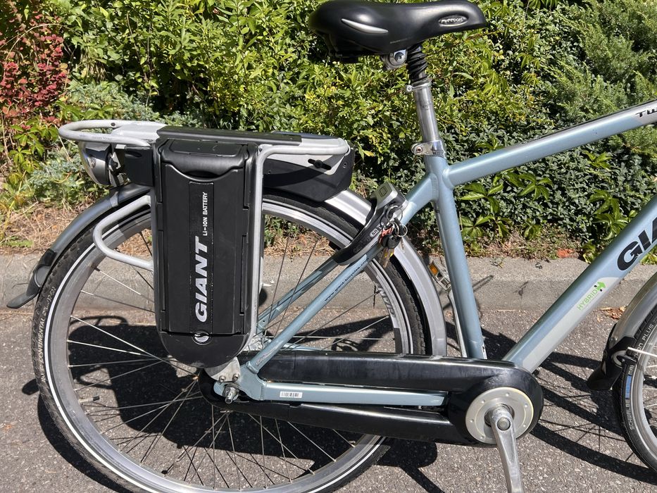 Rower elektryczny GIANT TWIST HYBRID 36V silnik SANYO 7 biegów NEXUS /A
