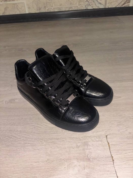 Balenciaga Arena