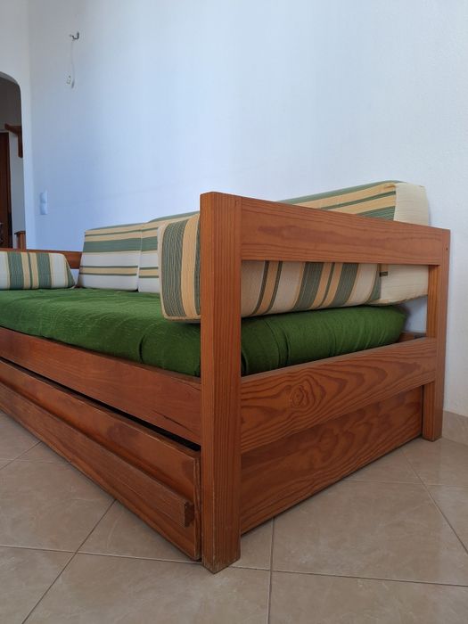 Gavetão, possibilidade de sofa e 2 camas.