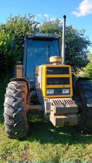 Ciągnik Renault R 79 AS 1989r. 122KM