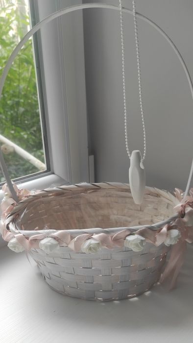 Корзинка нареченої для цукерок