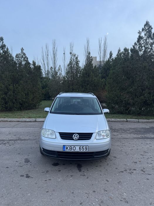 Volkswagen Touran 1,9tdi 2007р механіка 6ст дизель в ідеальному стані
