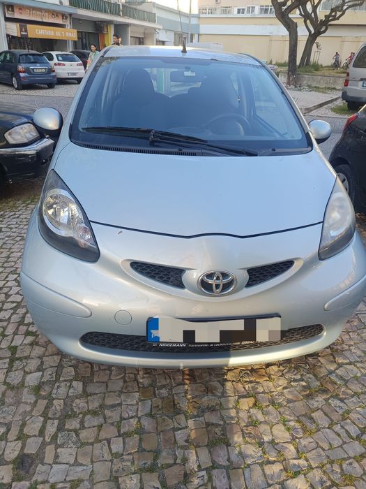 Toyota Aygo azul